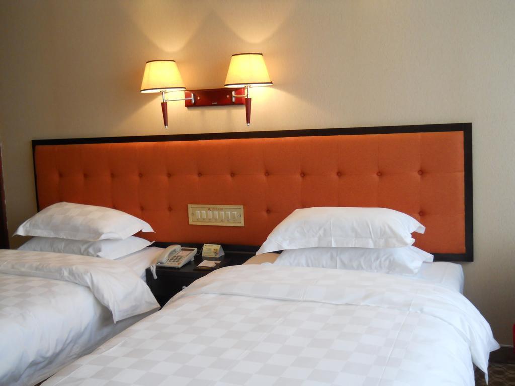 Yijing Holiday Hotel Yimeng Road Linyi  Rom bilde