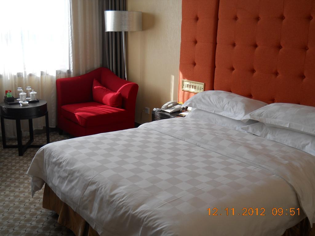 Yijing Holiday Hotel Yimeng Road Linyi  Rom bilde