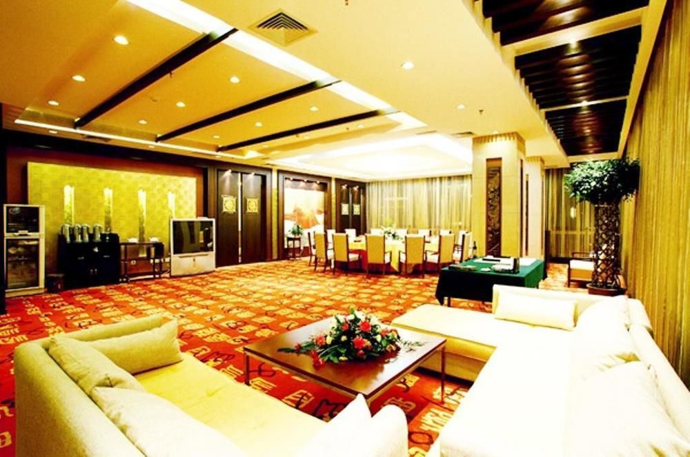 Yijing Holiday Hotel Yimeng Road Linyi  Eksteriør bilde