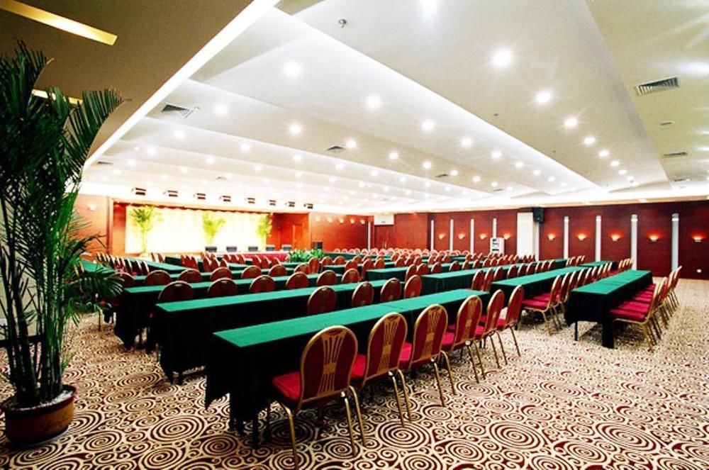 Yijing Holiday Hotel Yimeng Road Linyi  Eksteriør bilde