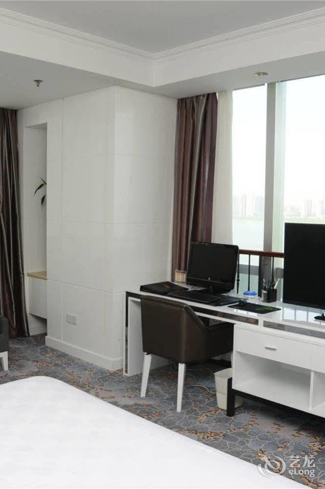 Yijing Holiday Hotel Yimeng Road Linyi  Eksteriør bilde